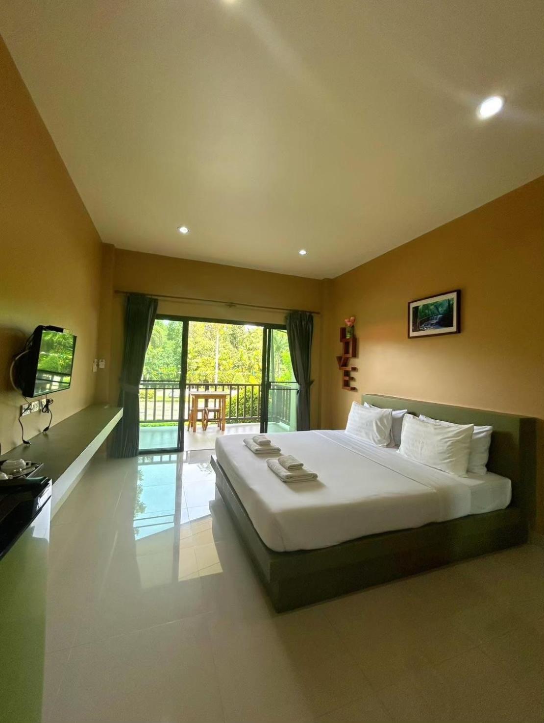 Infinite Resort And Cafe Krabi town Exteriör bild