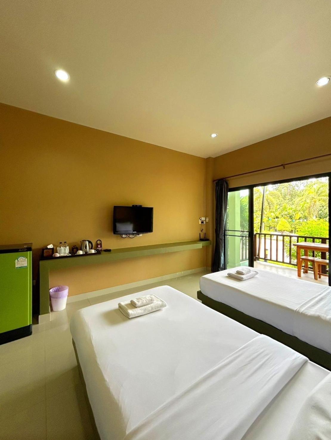 Infinite Resort And Cafe Krabi town Exteriör bild