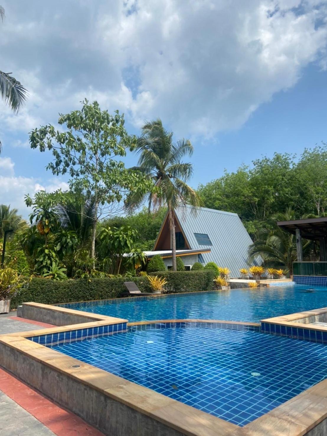 Infinite Resort And Cafe Krabi town Exteriör bild