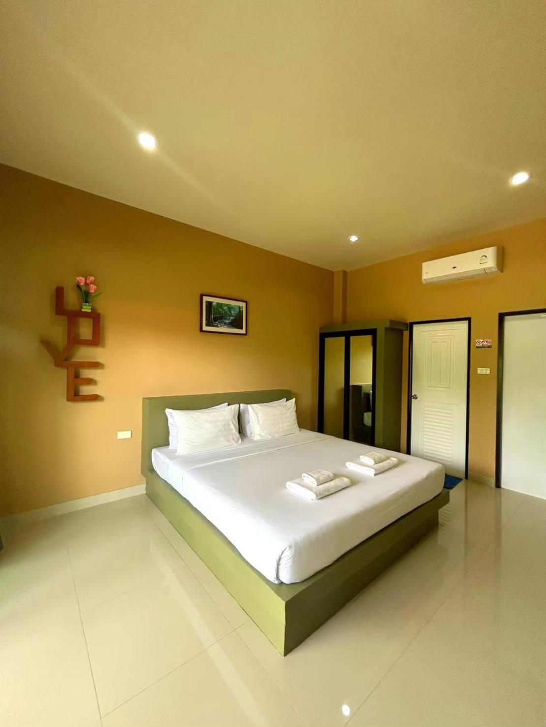 Infinite Resort And Cafe Krabi town Exteriör bild